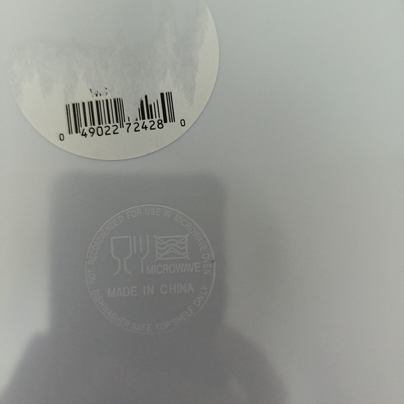 Santa Hard Plastic Square Holiday Plates Set Of 4 - Picture 5 of 5